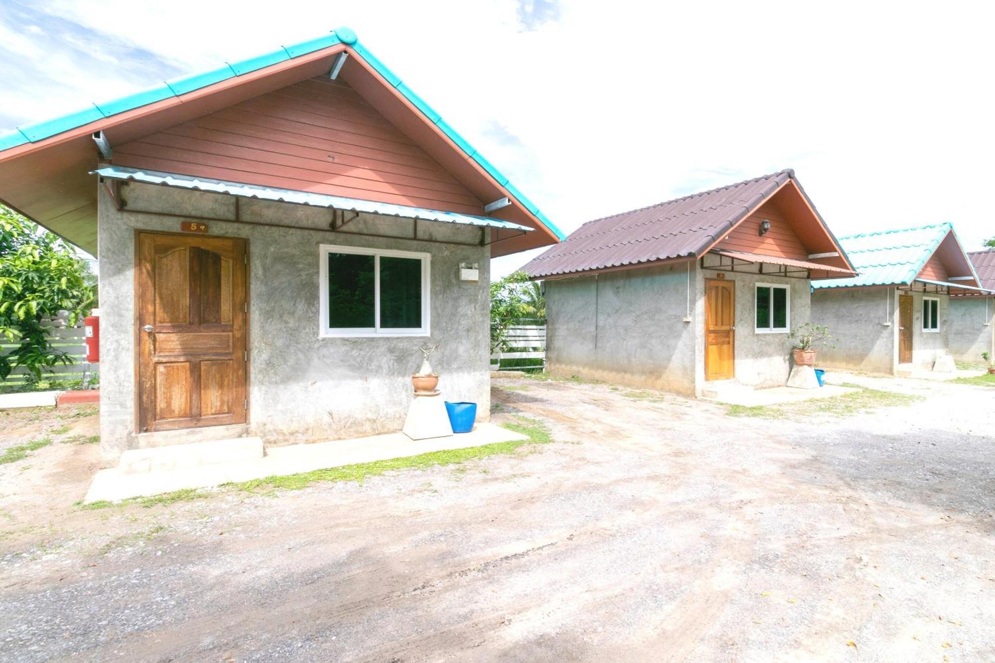 The Rome Resort Pran Buri Eksteriør bilde